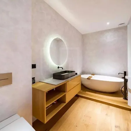 Unique With Sea View And Free Parking 罗克布吕讷-卡普马丹