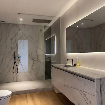 Villa Unique With Sea View And Free Parking